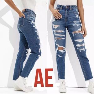 AE American Eagle Outfitters Distressed Mom Jeans 4